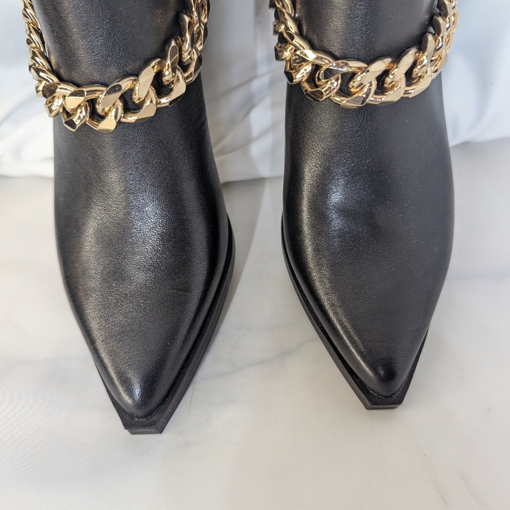 Steve Madden Boots - Picture 6 of 10